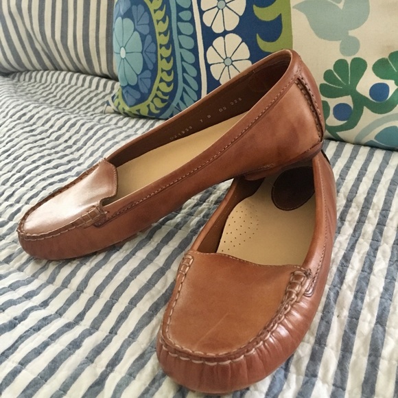 Cole Haan Shoes - Cole Haan Brown Loafers with Nike Air Soles